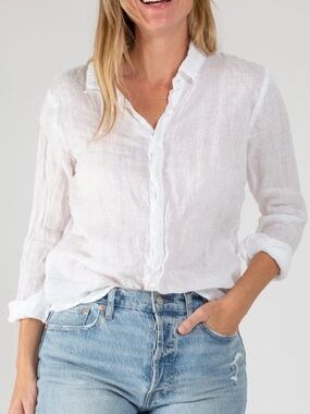 CP Shades Romy Linen Shirt in White. Women’s XS